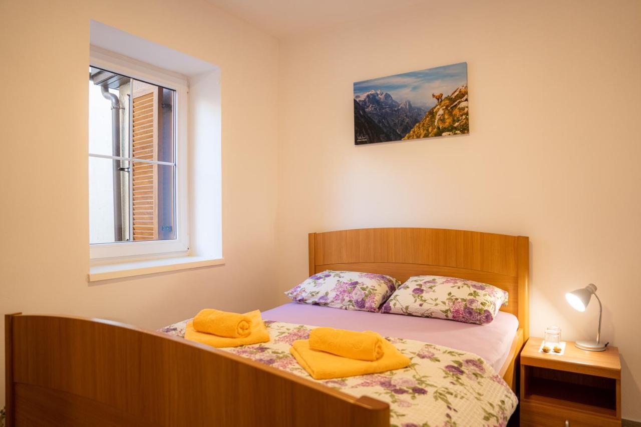 Relax House Soca Pensionat Bovec Exteriör bild