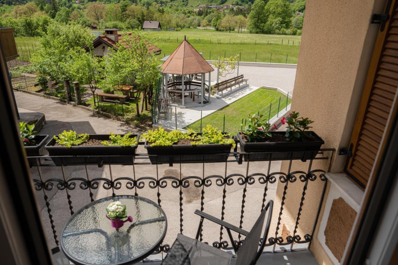 Relax House Soca Pensionat Bovec Exteriör bild