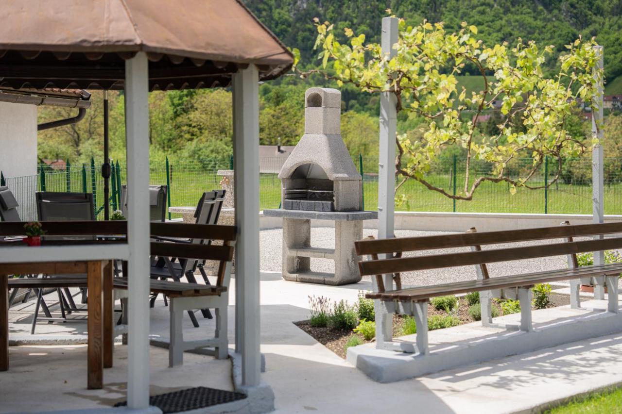 Relax House Soca Pensionat Bovec Exteriör bild