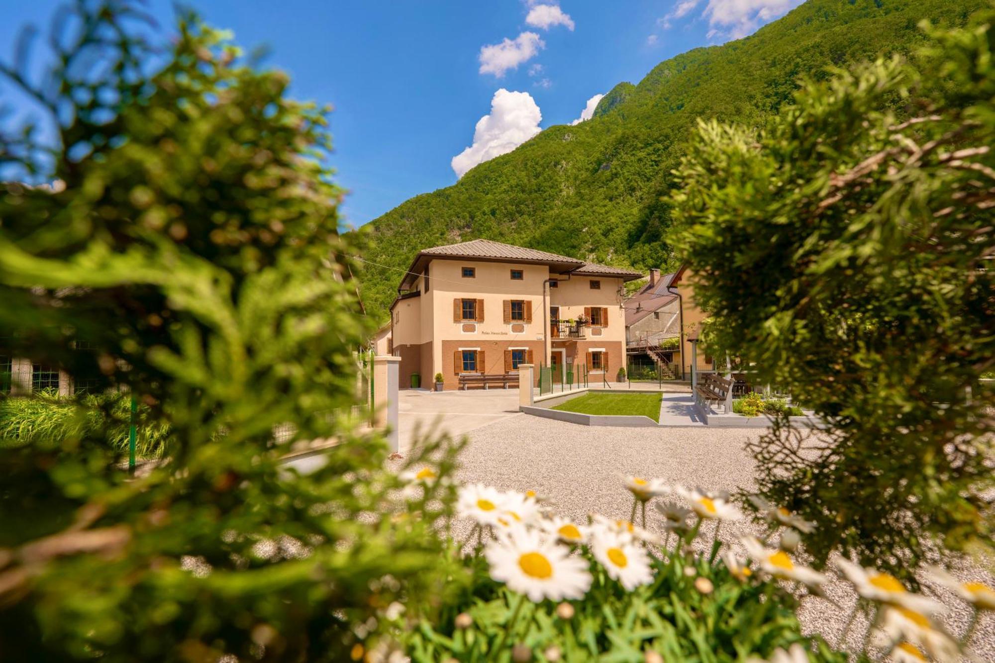 Relax House Soca Pensionat Bovec Exteriör bild